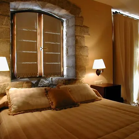 Abadia Del Pirineo