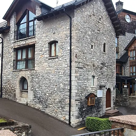 Abadia Del Pirineo 4*