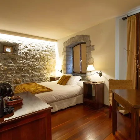 Abadia Del Pirineo