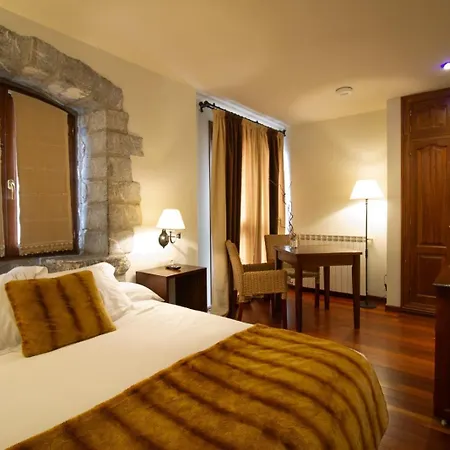 Abadia Del Pirineo Otel Tramacastilla de Tena