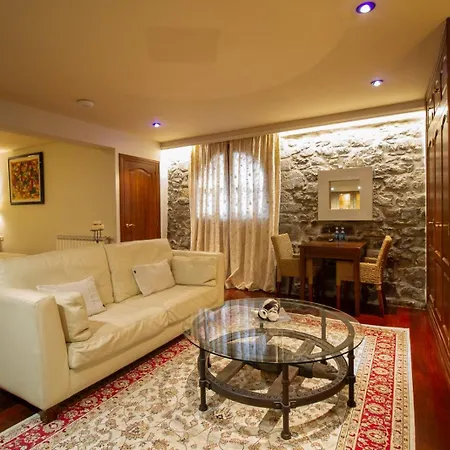 Otel Abadia Del Pirineo 4*