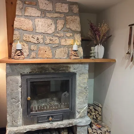 Abadia Del Pirineo Otel