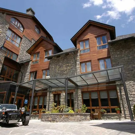 Abadia Del Pirineo Tramacastilla de Tena