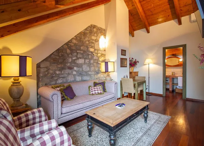 Abadia Del Pirineo Hotel