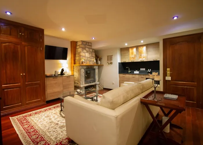 Abadia Del Pirineo Tramacastilla de Tena